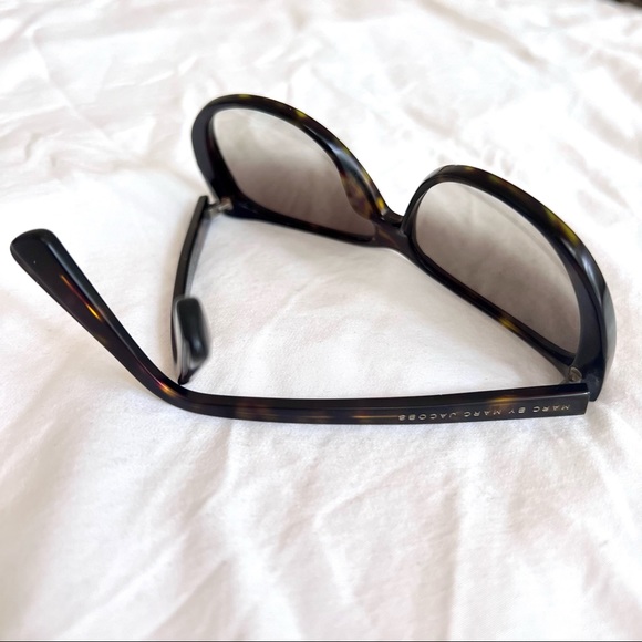 Vintage Y2K Marc by Marc Jacobs Tortoise Sunglasses - Picture 6 of 16